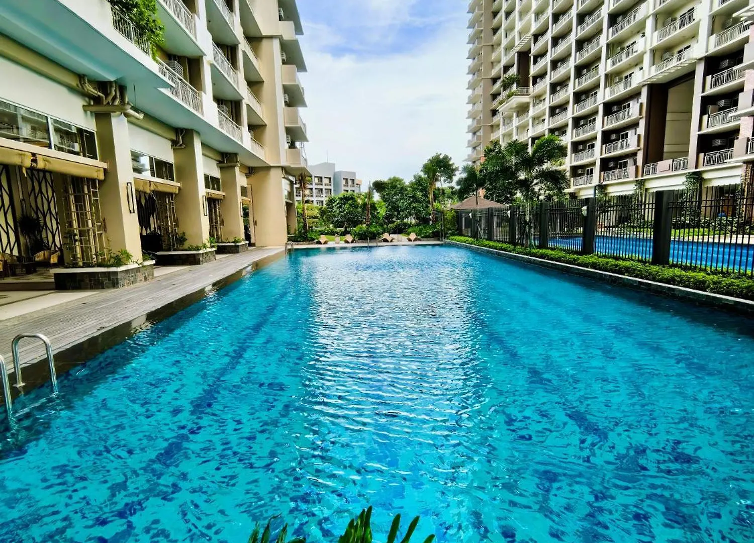 Vincondotel Near Bgc 2Br Fairlane 2408 Manila