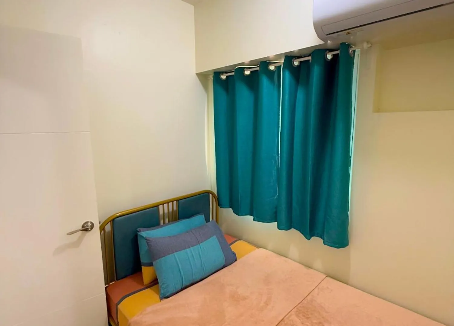 Vincondotel Near Bgc 2Br Fairlane 2408 Μανίλα